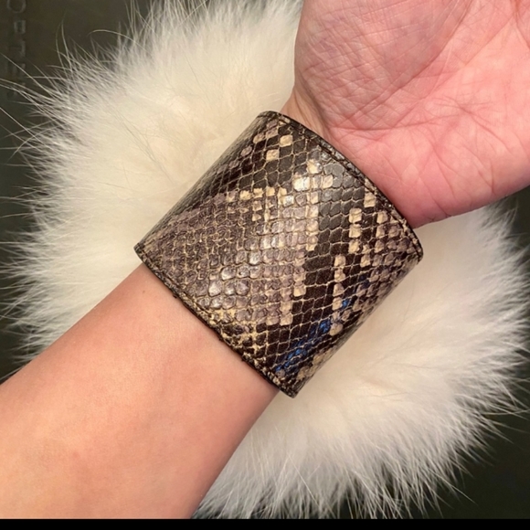 Tory Burch Cuff Snakeskin and Gold Studd - Picture 4 of 12